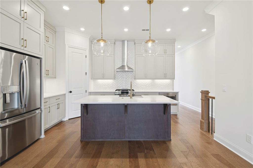 1008 Crown Oak Street 37