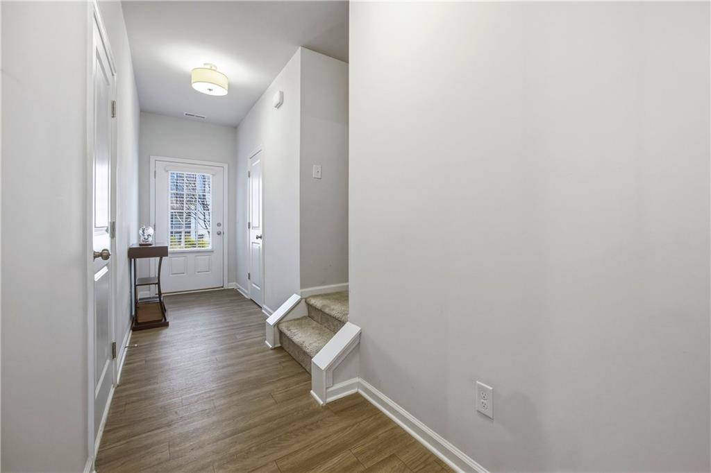 3175 Meadowstone Lane SW