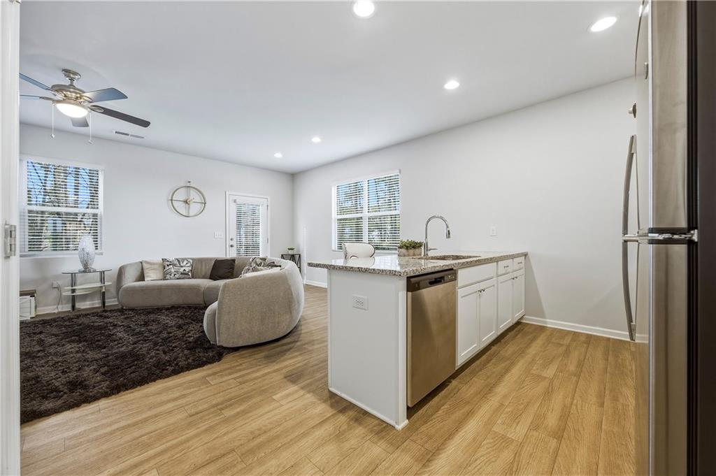 3175 Meadowstone Lane SW