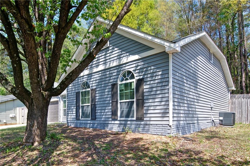 2665 Ivydale Court SW