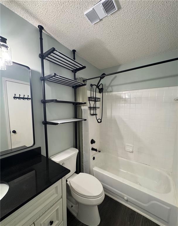 Lenox Green - Residential