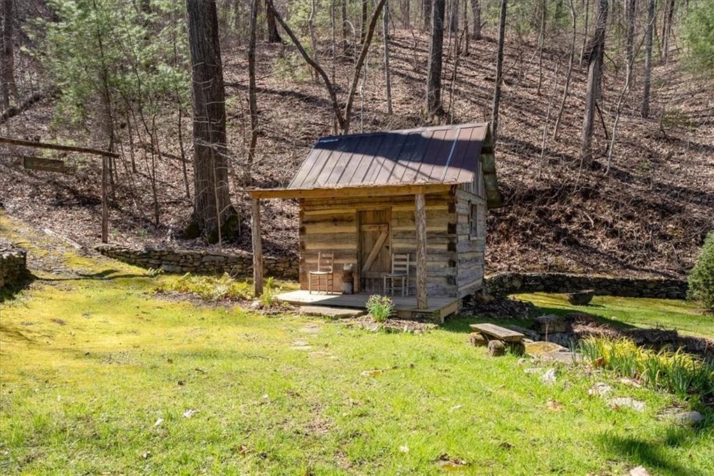 Ellijay, Georgia, 30540, United States, 5 Bedrooms Bedrooms, ,7 BathroomsBathrooms,Residential,Active,2036682