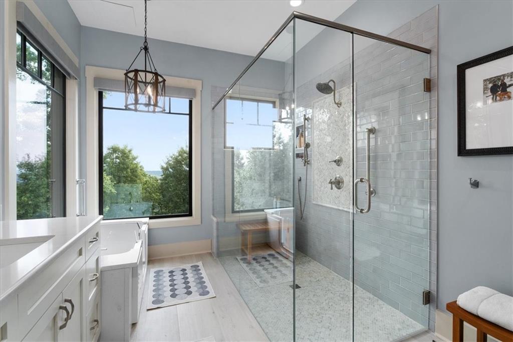 Ellijay, Georgia, 30540, United States, 5 Bedrooms Bedrooms, ,7 BathroomsBathrooms,Residential,Active,2036682