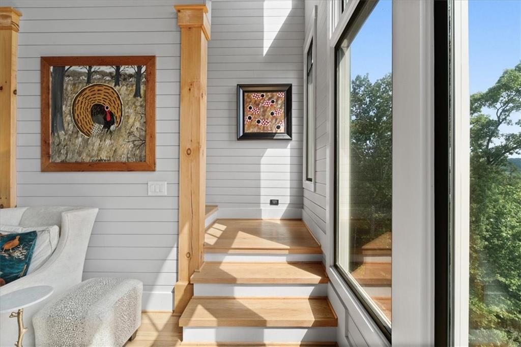 Ellijay, Georgia, 30540, United States, 5 Bedrooms Bedrooms, ,7 BathroomsBathrooms,Residential,Active,2036682