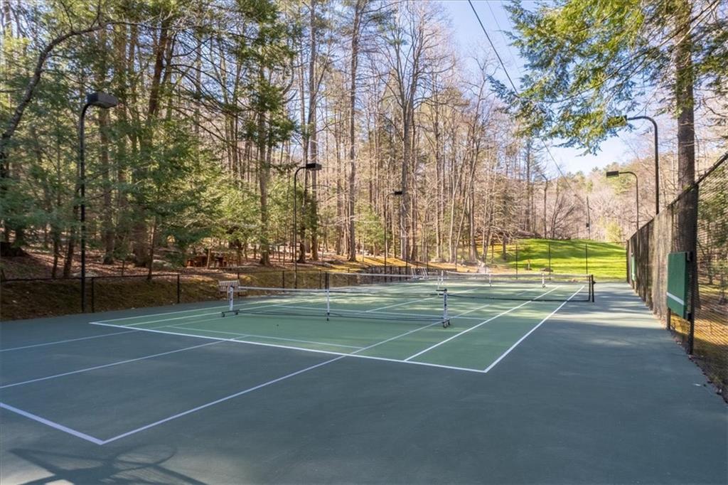 Ellijay, Georgia, 30540, United States, 5 Bedrooms Bedrooms, ,7 BathroomsBathrooms,Residential,Active,2036682