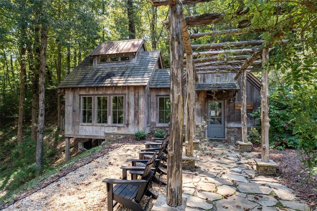 Ellijay, Georgia, 30540, United States, 5 Bedrooms Bedrooms, ,7 BathroomsBathrooms,Residential,Active,2036682