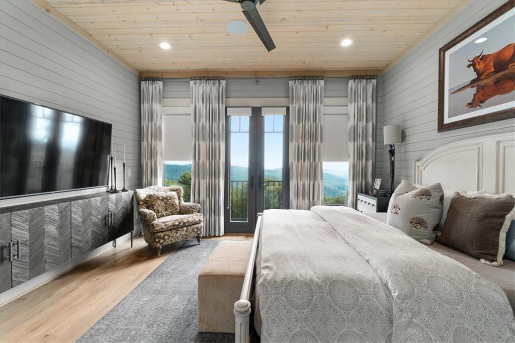 Ellijay, Georgia, 30540, United States, 5 Bedrooms Bedrooms, ,7 BathroomsBathrooms,Residential,Active,2036682