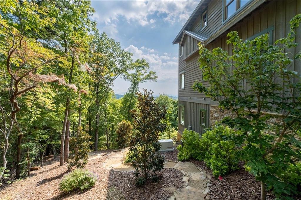 Ellijay, Georgia, 30540, United States, 5 Bedrooms Bedrooms, ,7 BathroomsBathrooms,Residential,Active,2036682