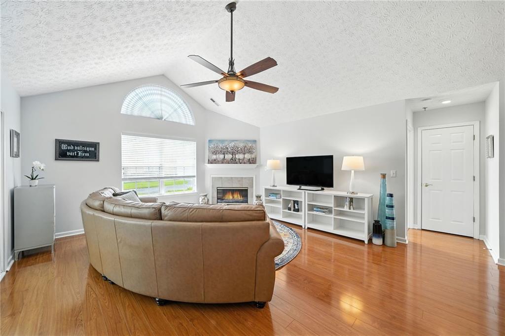 3102 Windrush Lane