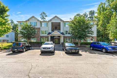 Condo For Rent - 9202 Fairington Ridge Circle<br/> Lithonia, GA 30038