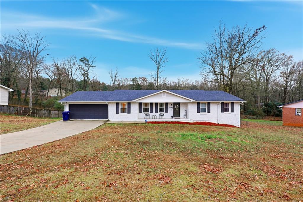 6642 Forestdale Lane