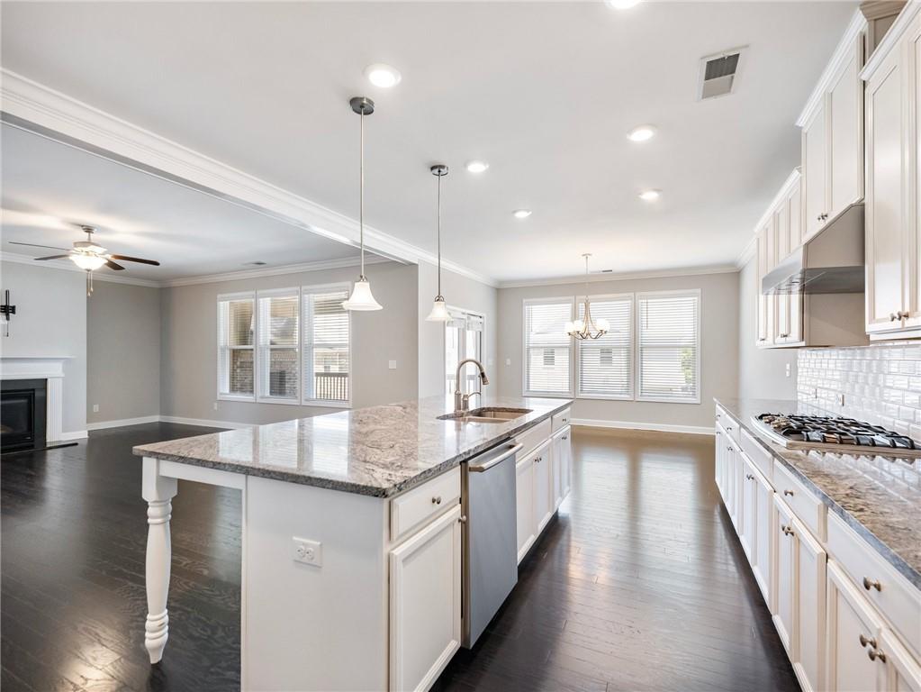 4905 Sterling Close, Buford, Georgia image 3