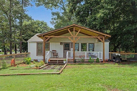 Homes For Sale - 2760 New Macland Road<br/> Powder Springs, GA 30127
