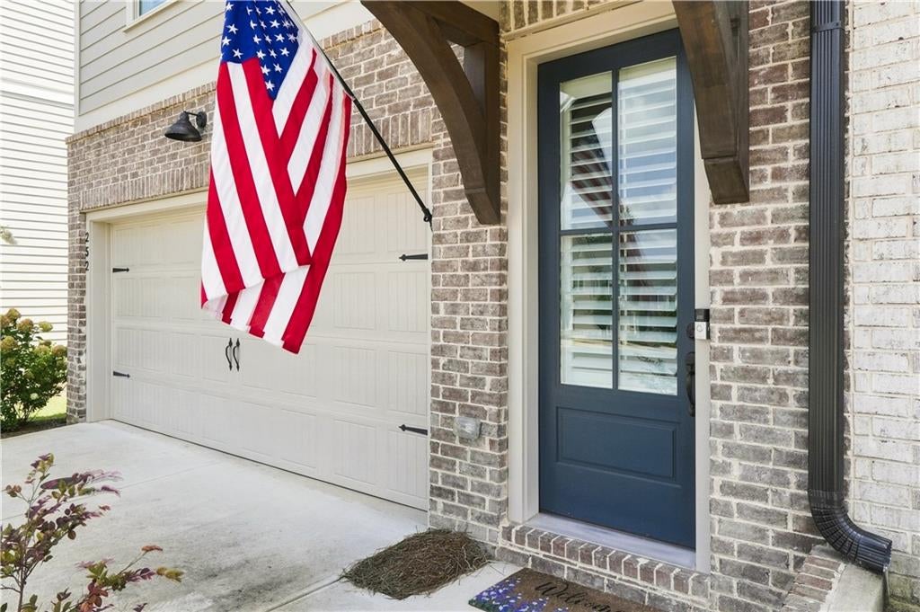 252 Retreat Lane