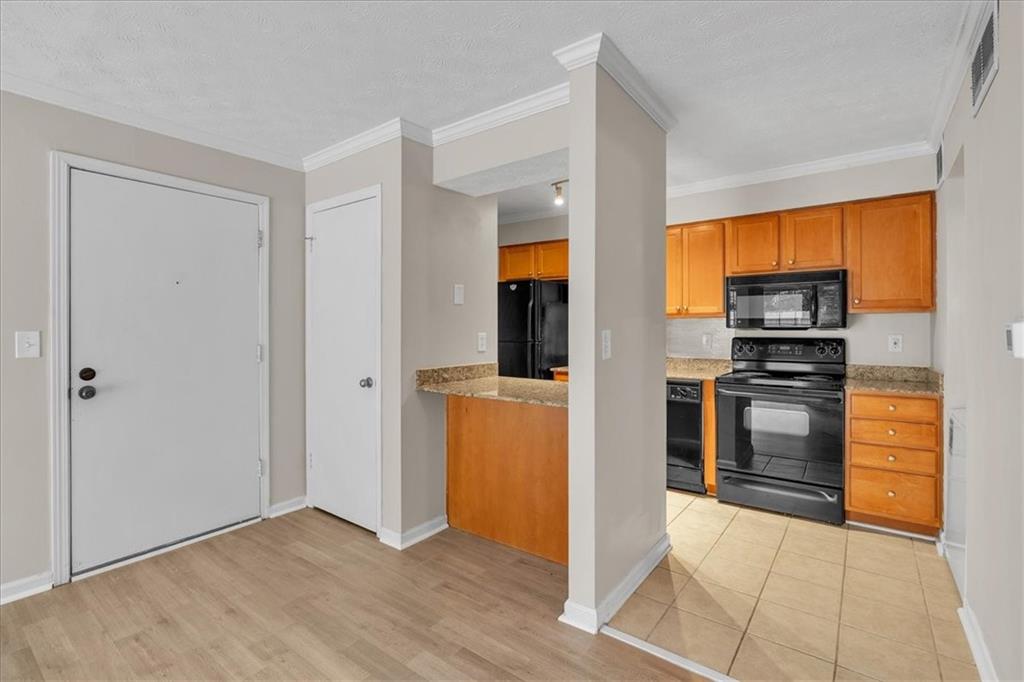 3160 Seven Pines Court 105