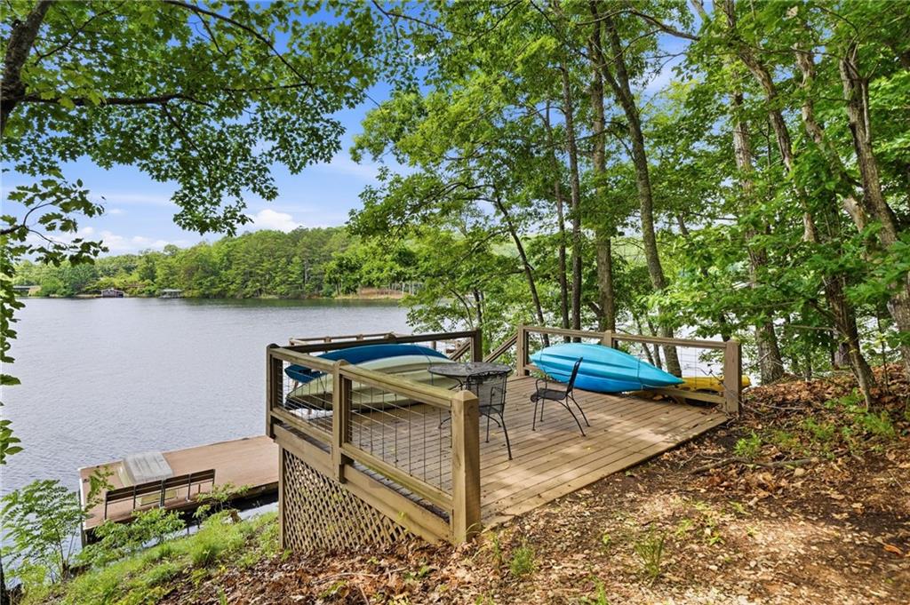 285 Lakeview Road