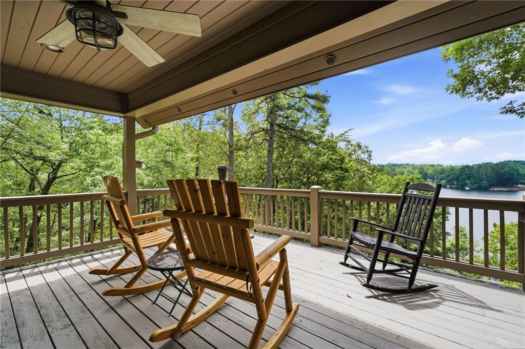 285 Lakeview Road
