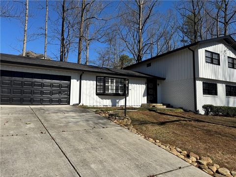 4832 VALLEY VIEW Court Dunwoody GA 30338