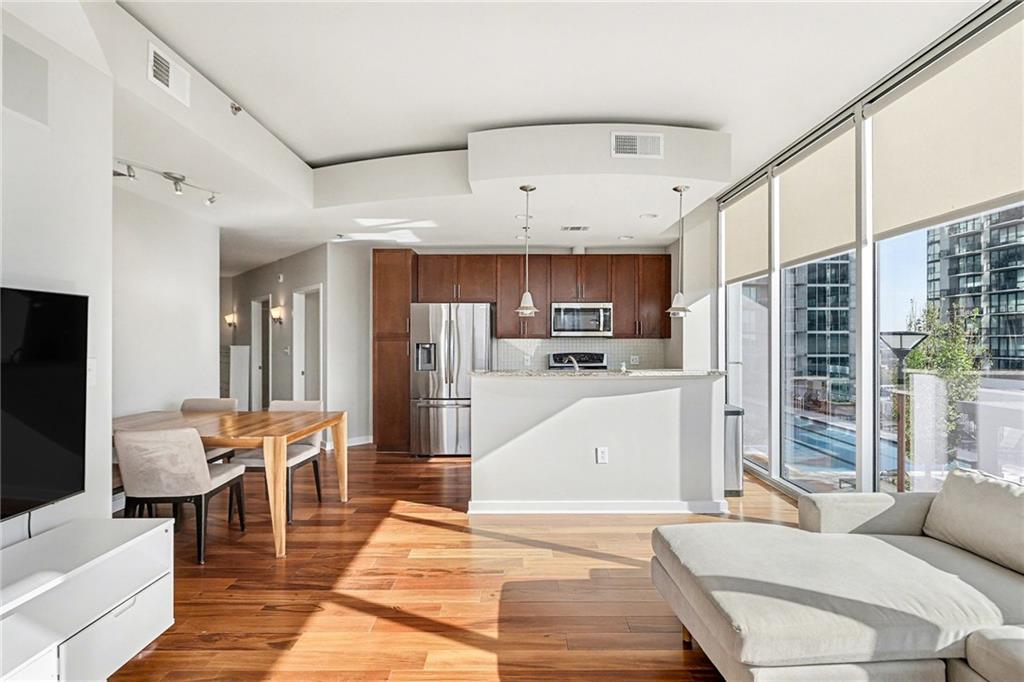 855 Peachtree ST NE 1203