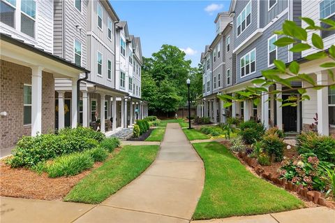 Townhouse For Rent - 2110 Wesson Court<br/> Cobb County, Kennesaw, GA 30041