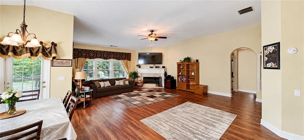 3527 Maple Hill Road