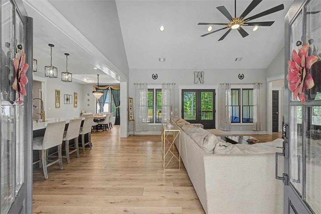 464 Lancaster Road SW