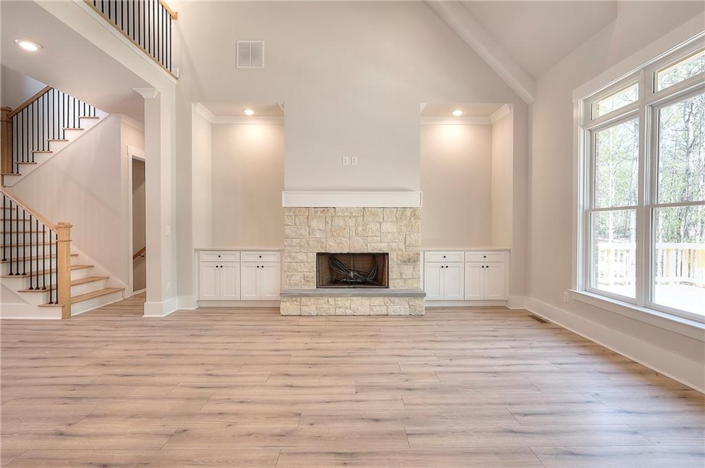 43 Iroquois Court