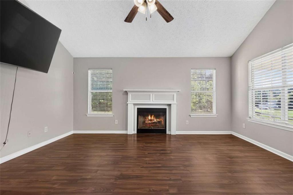 135 Ellistown Road
