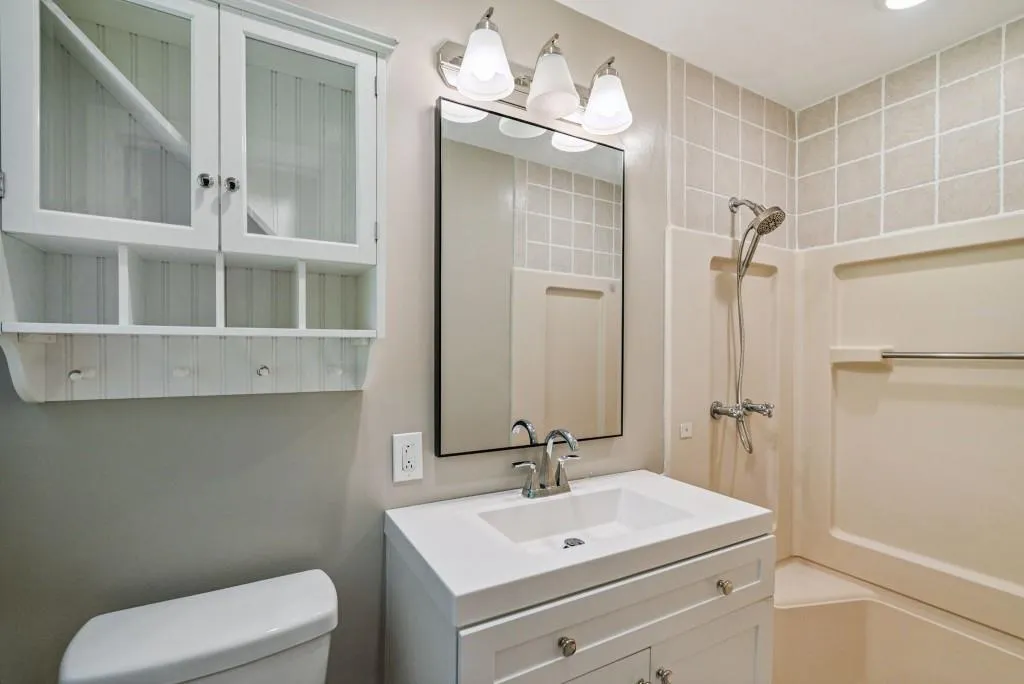 Mableton, Georgia 30126, United States, 3 Bedrooms Bedrooms, ,2 BathroomsBathrooms,Residential,Active,160749