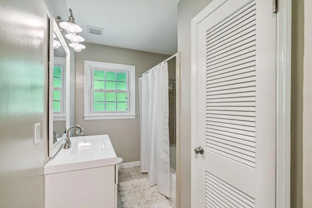 Mableton, Georgia 30126, United States, 3 Bedrooms Bedrooms, ,2 BathroomsBathrooms,Residential,Active,160749