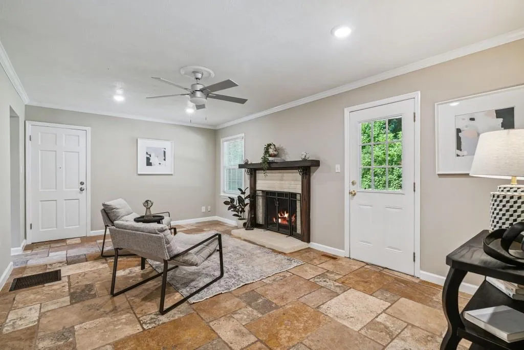 Mableton, Georgia 30126, United States, 3 Bedrooms Bedrooms, ,2 BathroomsBathrooms,Residential,Active,160749