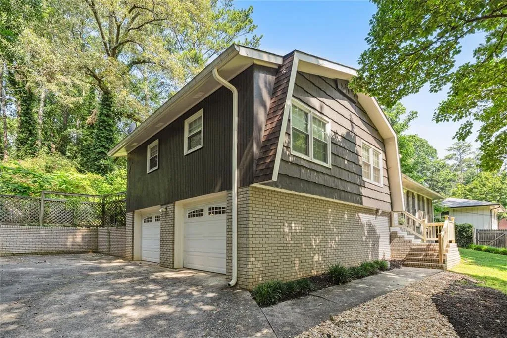 Mableton, Georgia 30126, United States, 3 Bedrooms Bedrooms, ,2 BathroomsBathrooms,Residential,Active,160749