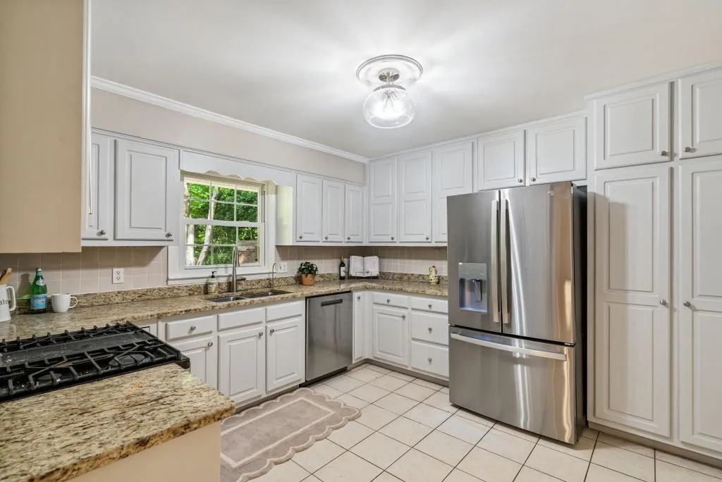 Mableton, Georgia 30126, United States, 3 Bedrooms Bedrooms, ,2 BathroomsBathrooms,Residential,Active,160749