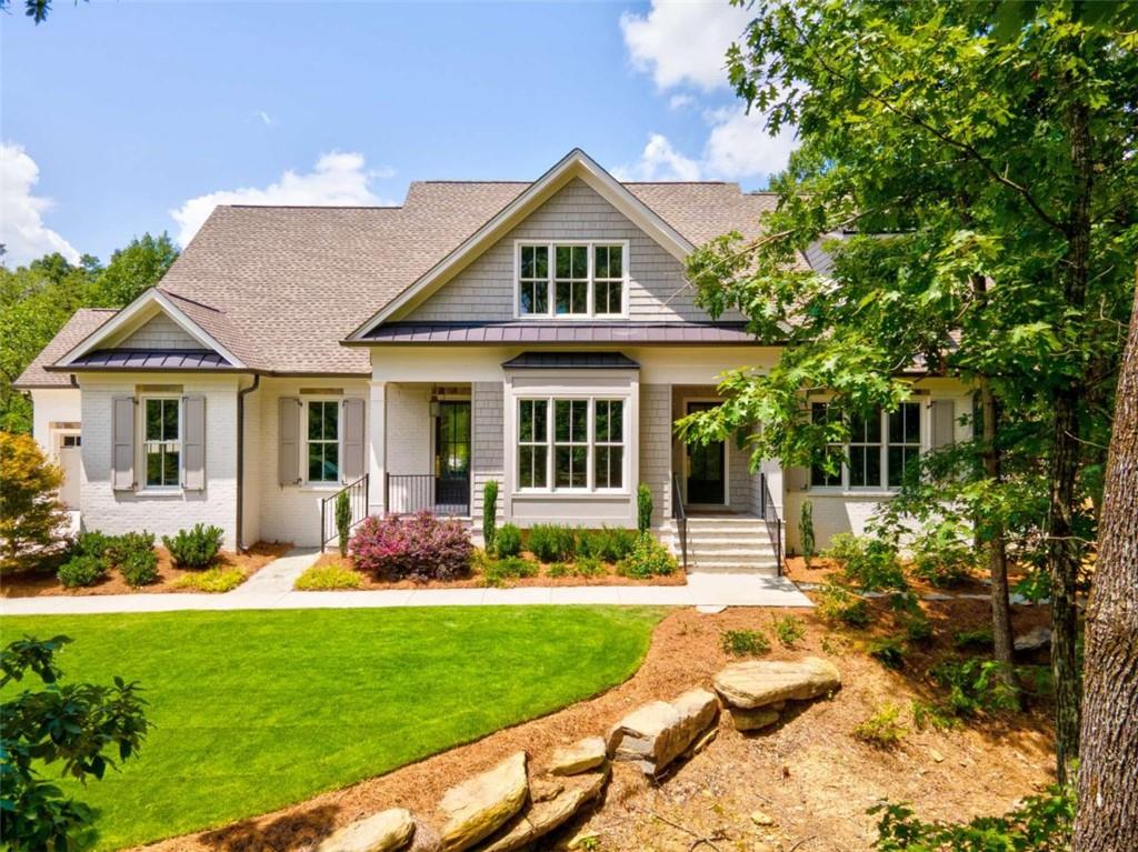 6 Horseleg Creek Road SW