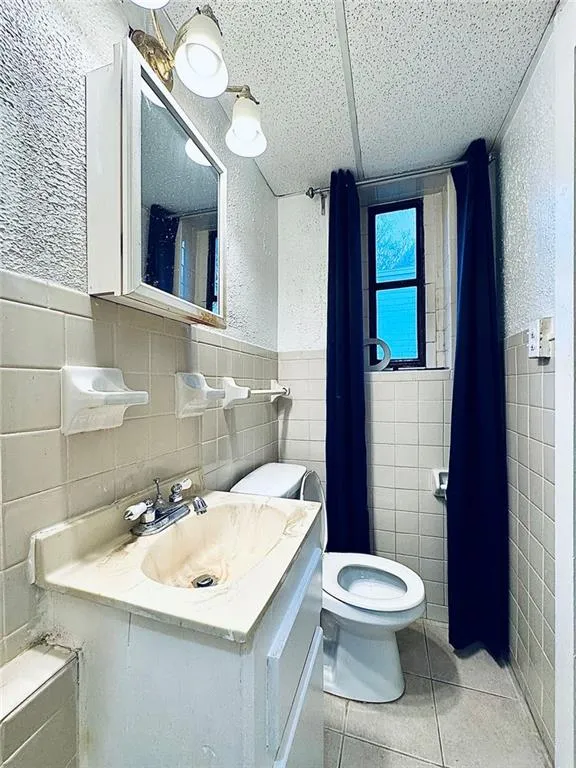 Atlanta, Georgia 30307, United States, 1 Bedroom Bedrooms, ,1 BathroomBathrooms,Residential,Active,253100