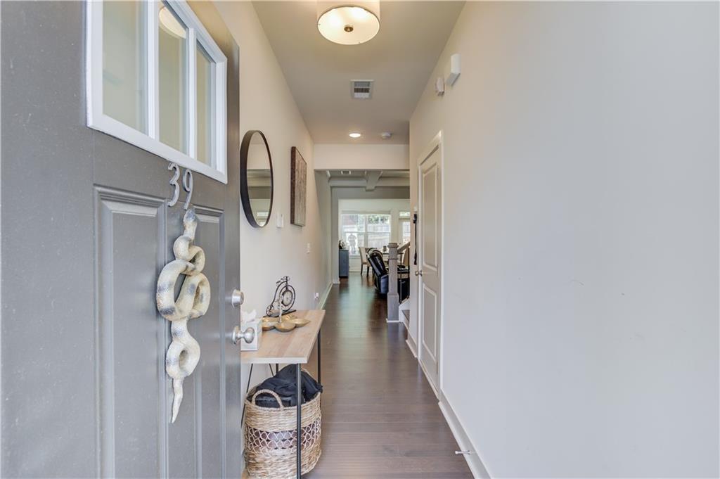 39 Auburn Valley Way