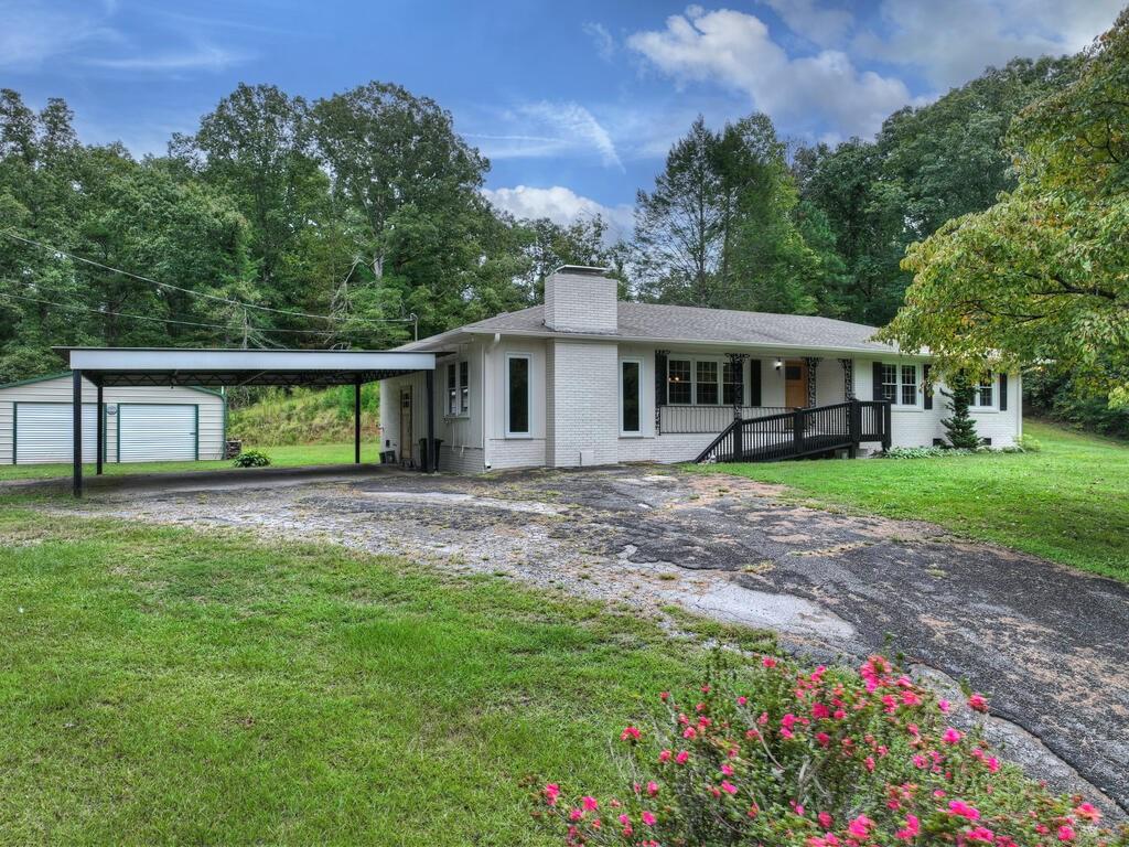 3347 Highway 52 E