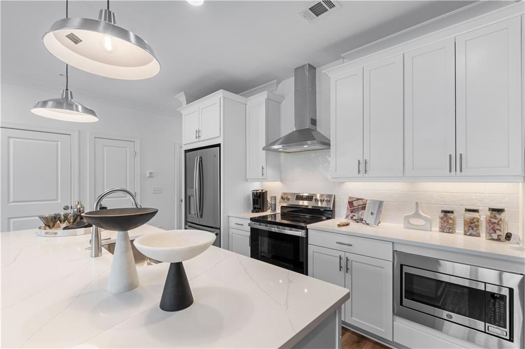 501 Belvedere Drive 1