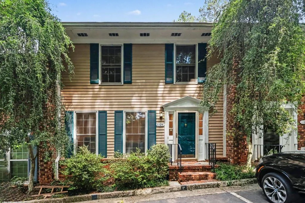 1104 Moorestown Circle