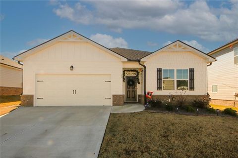 A home in Hoschton