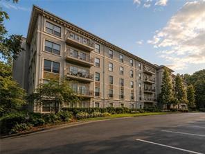 3203 Lenox Road NE 24