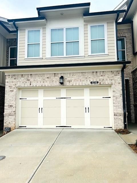Townhouse For Sale - 5236 Riden Court<br/> Buford, GA 30518