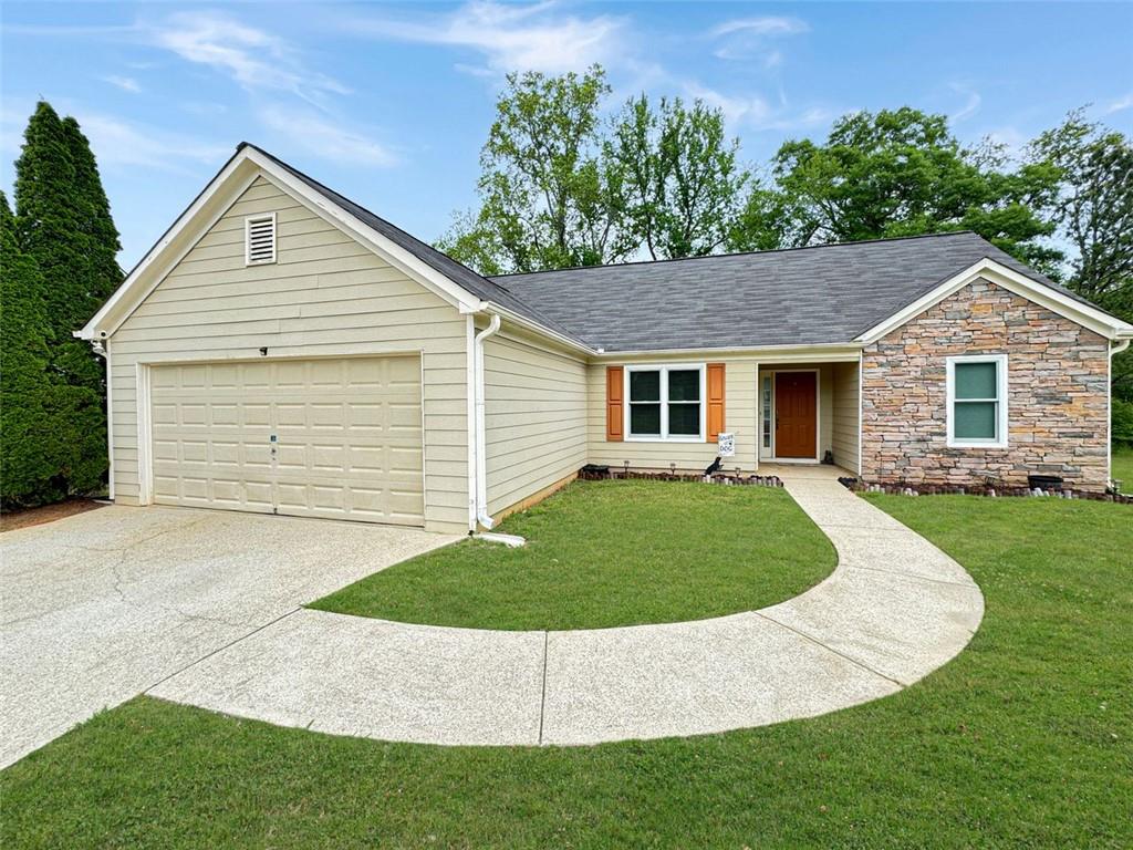 698 Beranda Circle, Douglasville, Georgia image 1