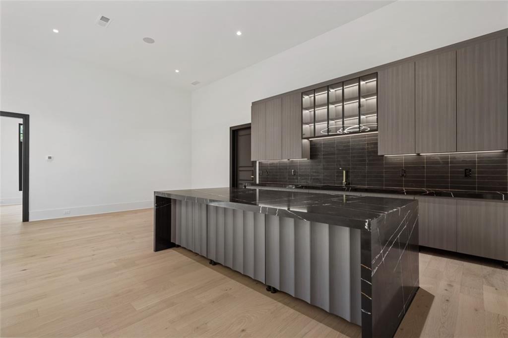 Echelon - Residential