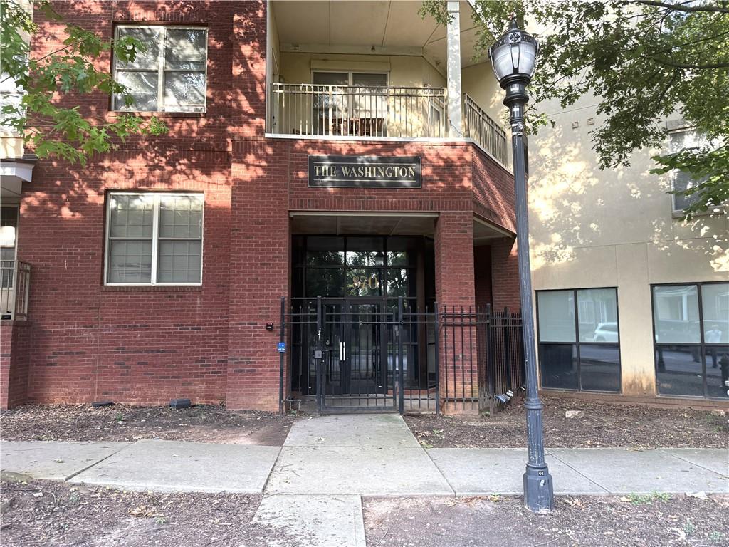 870 Mayson Turner Road NW 1001