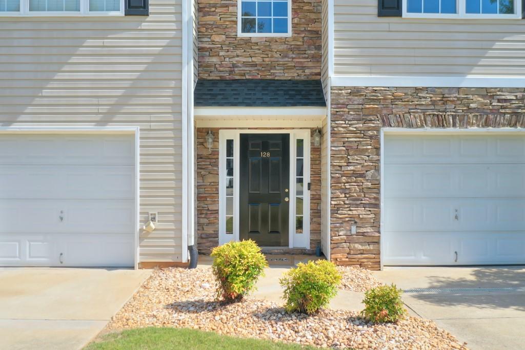 128 Creekwood Drive