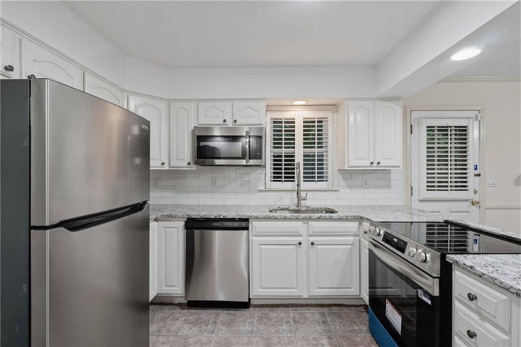 3969 Briaridge Circle
