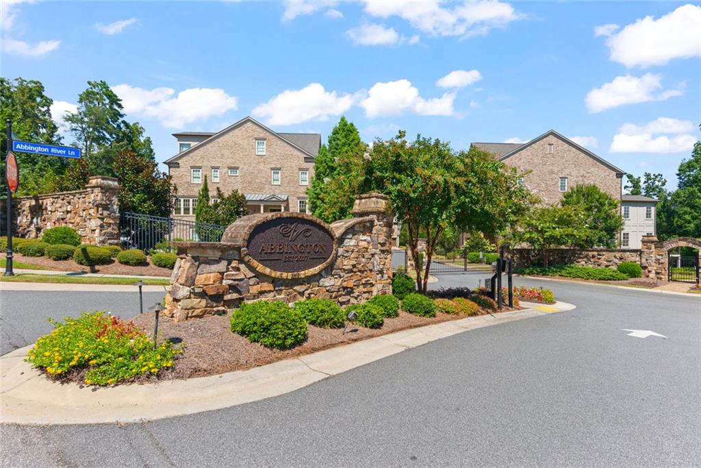502 Abbington River Lane