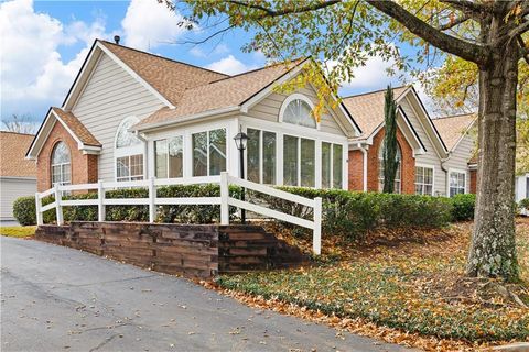 Condo For Sale - 3735 Vineyards Lake Circle #24<br/> Kennesaw, GA 30144