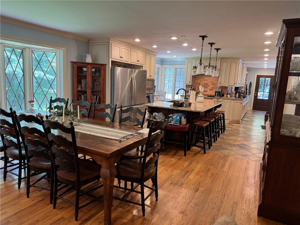 3591 Country Estate Drive NW